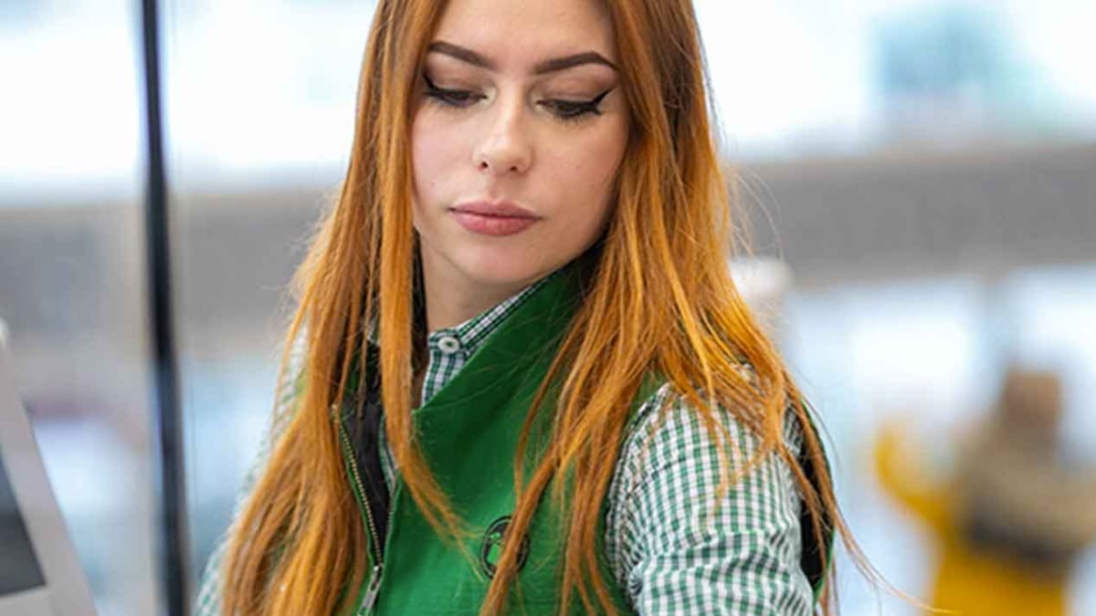 Hoe te werken bij Mercadona: vereisten, salaris, voorwaarden en hoe u zich kunt aanmelden voor aanbiedingen