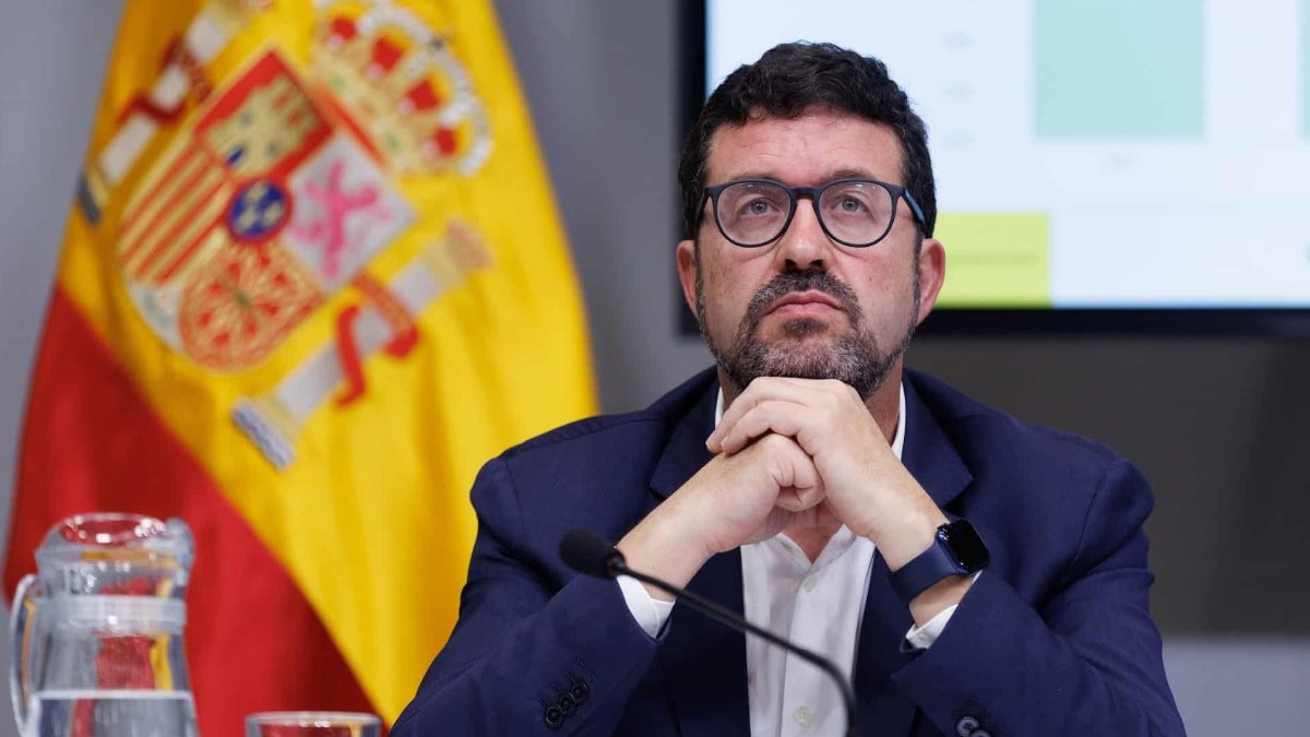 Labour wil op afstand toegang krijgen tot de tijdregistratie van bedrijven en de sancties verscherpen