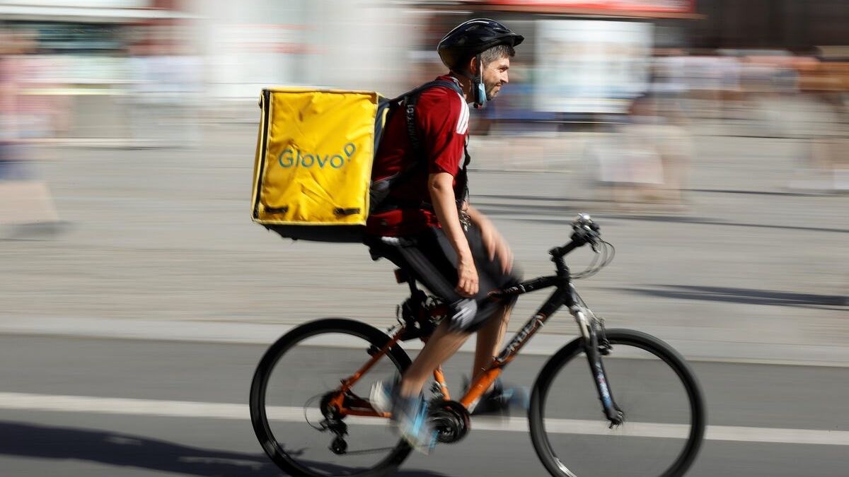 Europa keurt de ‘Rider Law’ goed om een ​​einde te maken aan schijnzelfstandigheid op platforms als Glovo