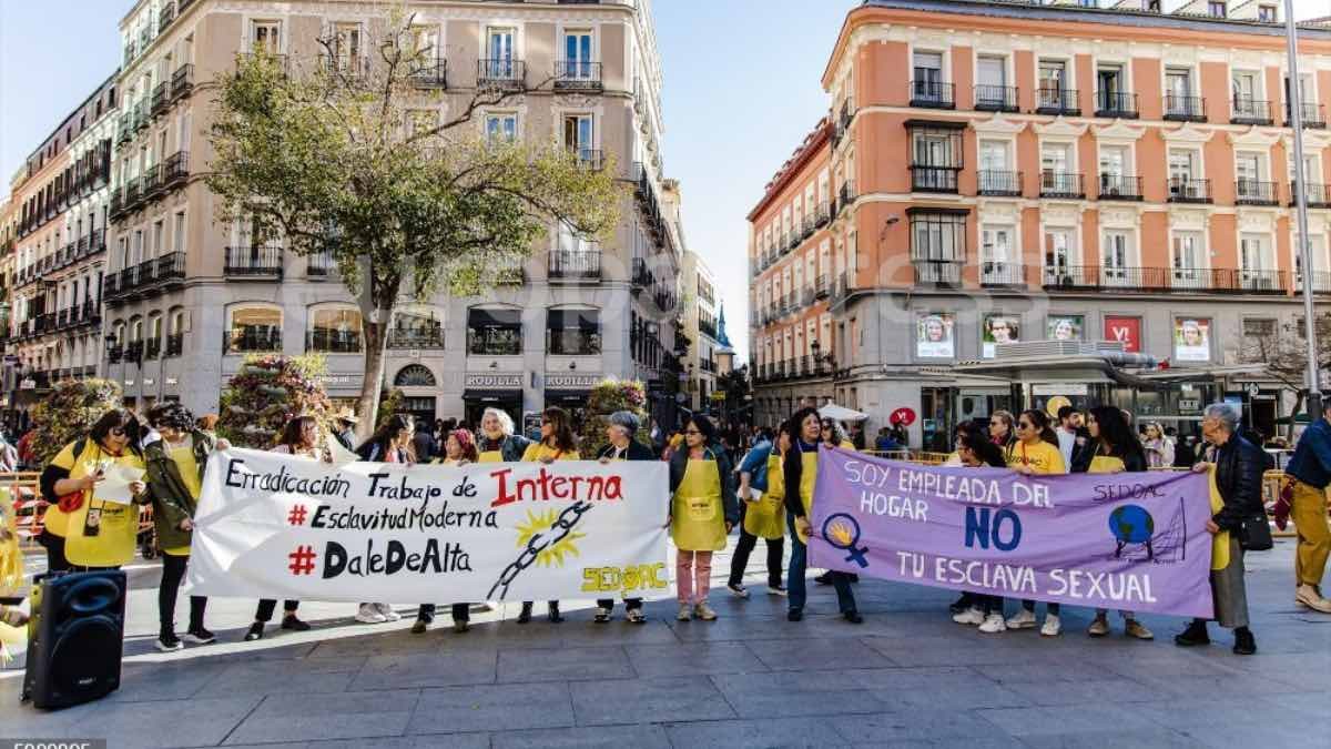 Huishoudelijk werk: de meest onzekere arbeidsactiviteit met de meest ongegarandeerde rechten