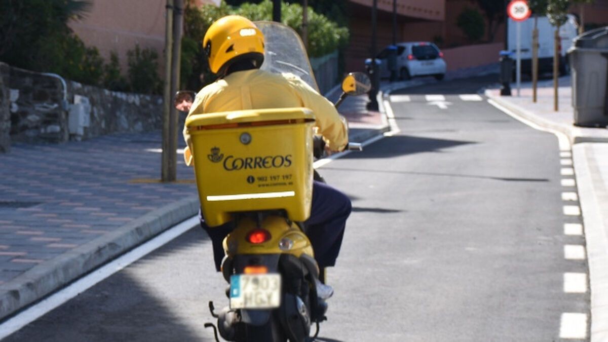 CSIF komt op tegen Correos: het zal de werkdag en het kantoor moeten aanpassen aan een postbode voor gezinsbemiddeling