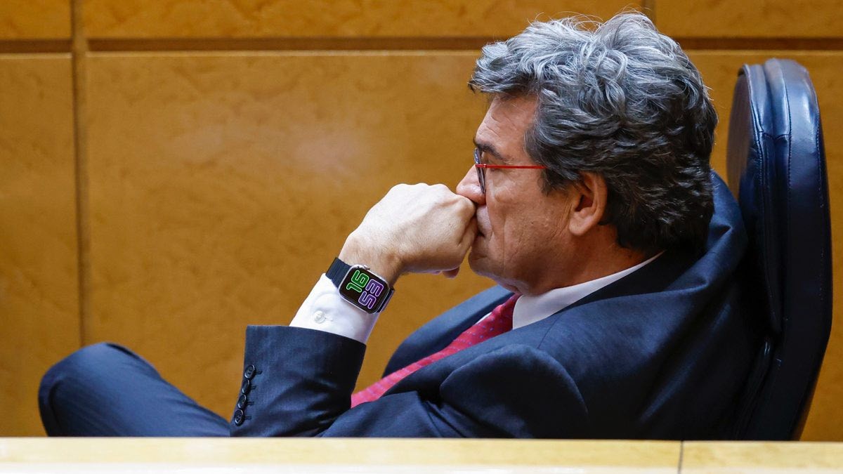 Voor de ambtenaren gaat alles veranderen: het ontwerp van de Ambtenarenwet wordt goedgekeurd