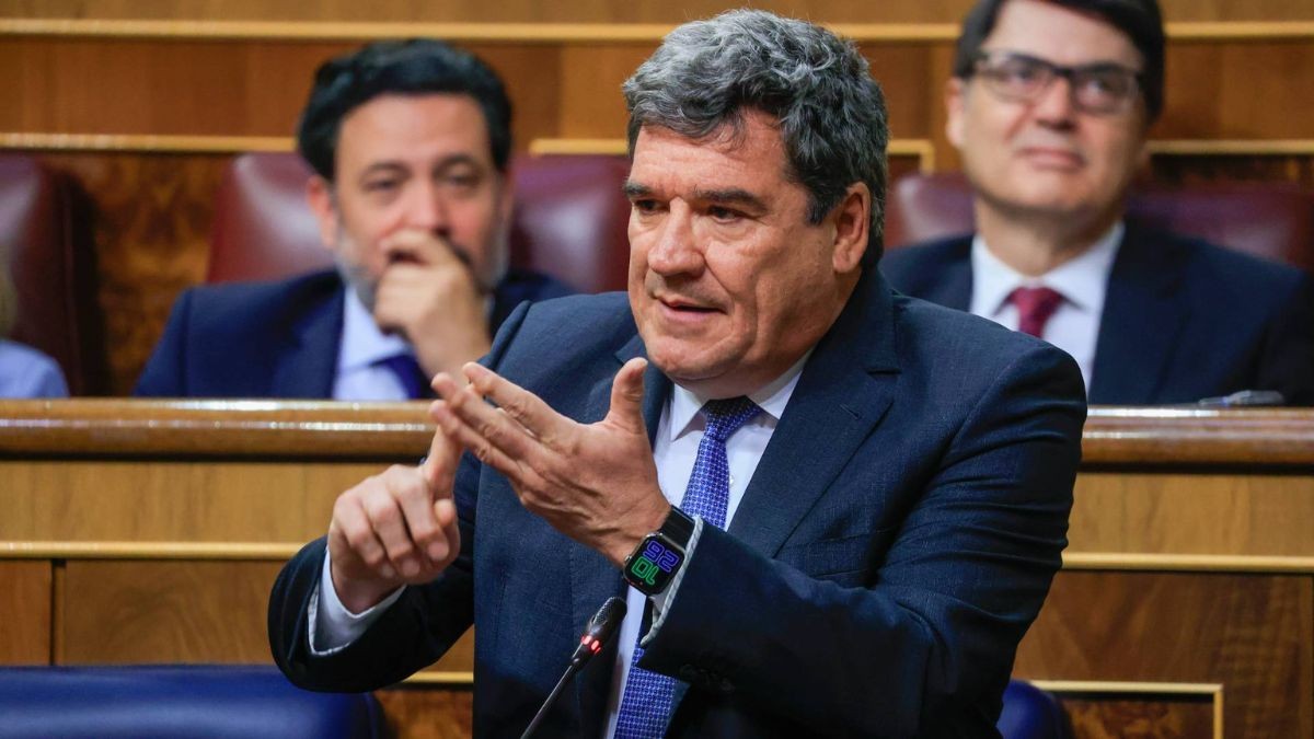 Slecht nieuws voor deze ambtenaren: zij blijven buiten het project Ambtenarenrecht