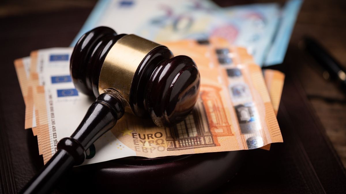 Een werknemer krijgt 7.500 euro aan compensatie en herplaatsing omdat hij is ontslagen nadat hij had gezegd dat hij vader zou worden