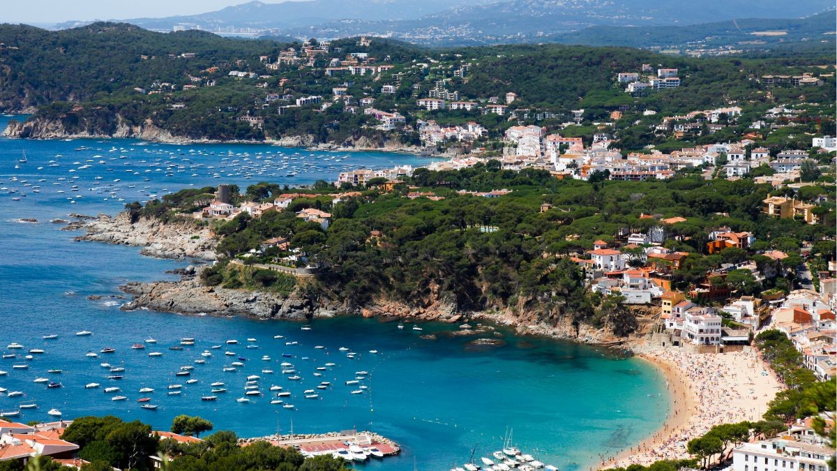 Gratis huis en vaste baan aan de Costa Brava met een salaris van 3.000 euro: geen kandidaten gevonden