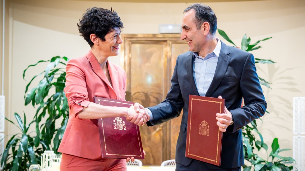 Noch Repsol, noch Telefónica: de regering sluit een overeenkomst met 5 multinationals om opleiding en werkgelegenheid te bevorderen