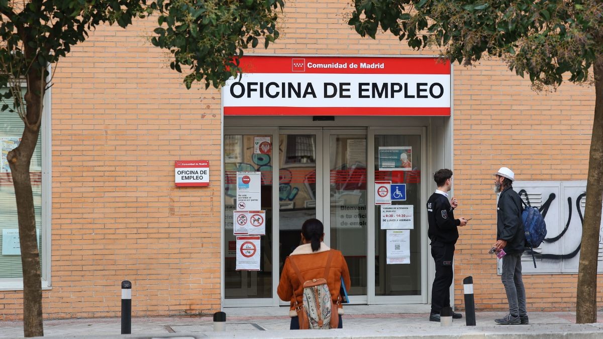 De werkloosheid daalt in november met 16.036 mensen, maar de sociale zekerheid verliest 30.000 leden