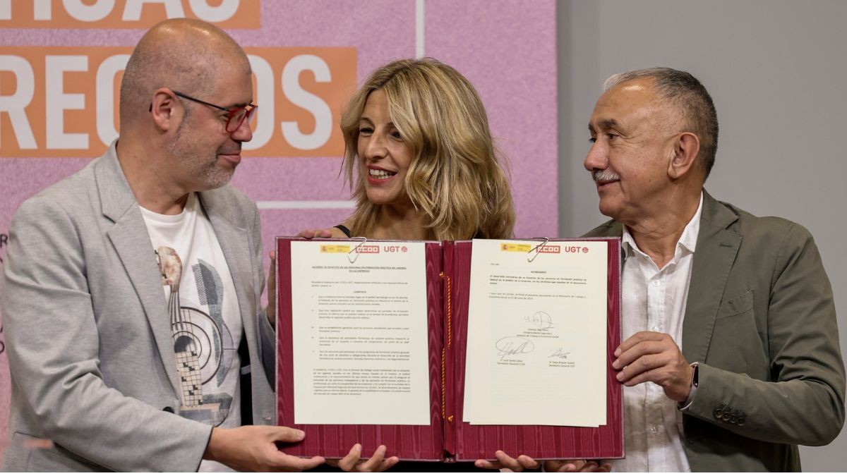 Yolanda Díaz zet de eerste stap om het interprofessioneel minimumloon in 2025 te verhogen