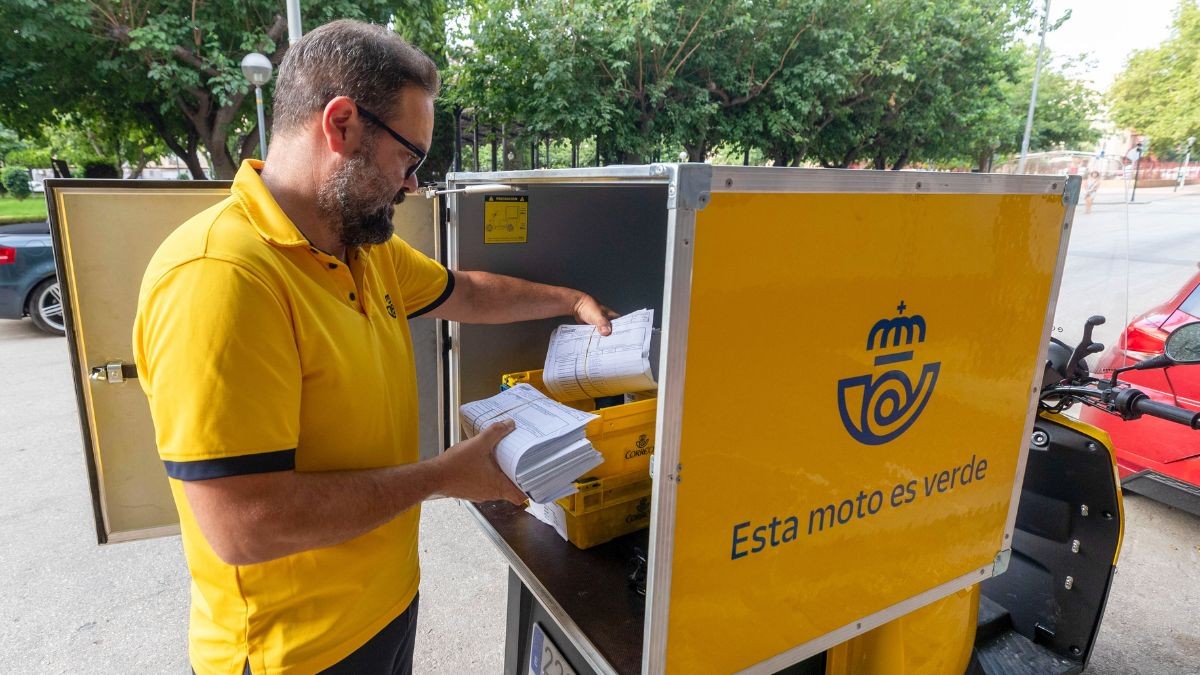 Correos gaat de werkdag terugbrengen naar 35 uur: het heeft de overeenkomst voor de nieuwe cao al getekend met CCOO