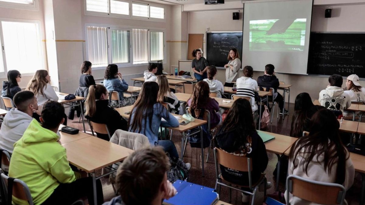 De SEPE biedt nieuwe gratis cursussen aan voor werklozen die op scholen willen werken