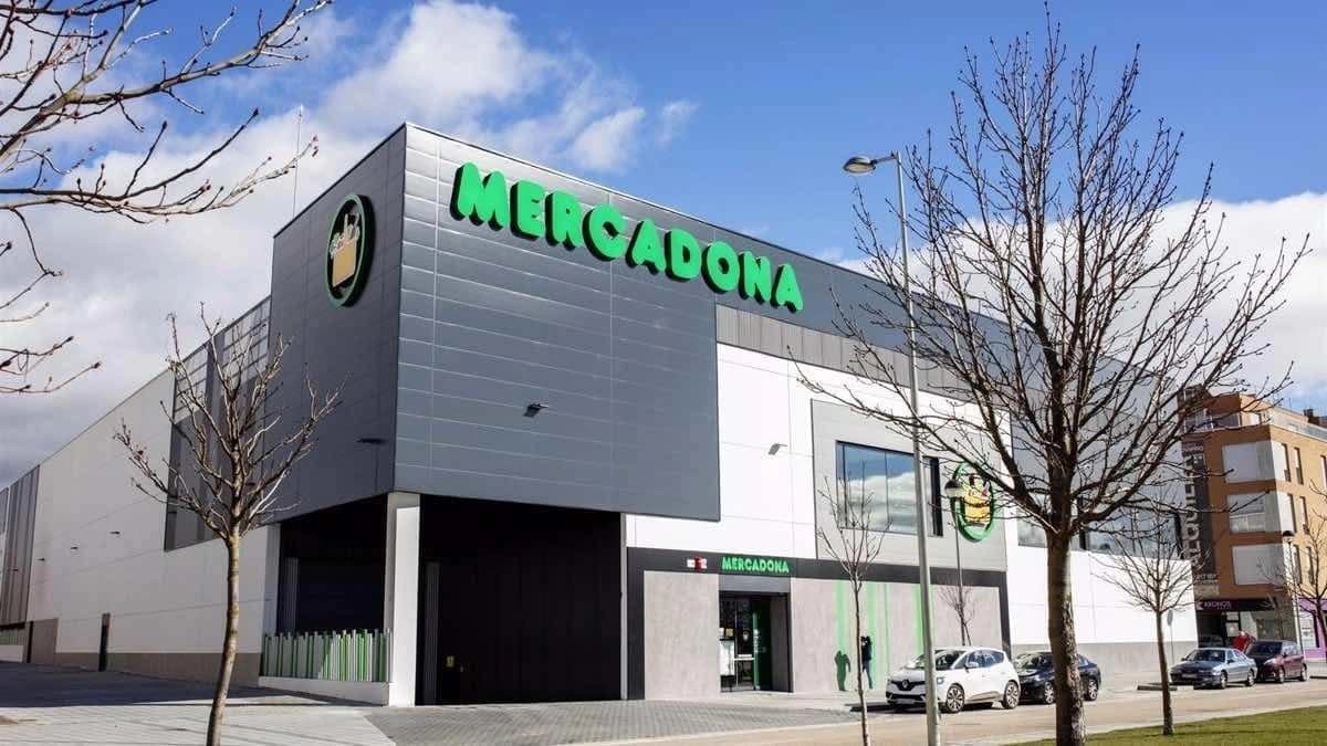 Een medewerker van Mercadona wordt ontslagen voor het betalen van maaltijden met een supermarktkaart: het Hooggerechtshof verklaart het van