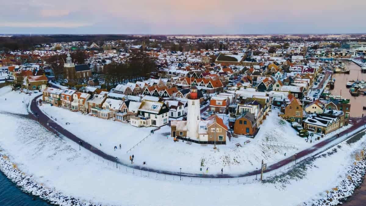 Het land in Europa dat de kortste werkdag heeft: er wordt 30 uur per week gewerkt en het gemiddelde salaris is 3.471 euro