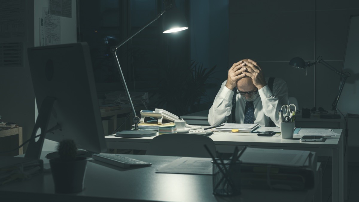 Justice erkent een vergoeding van meer dan een miljoen euro aan de familie van een manager die zelfmoord pleegt op het werk voor "hoge stress"
