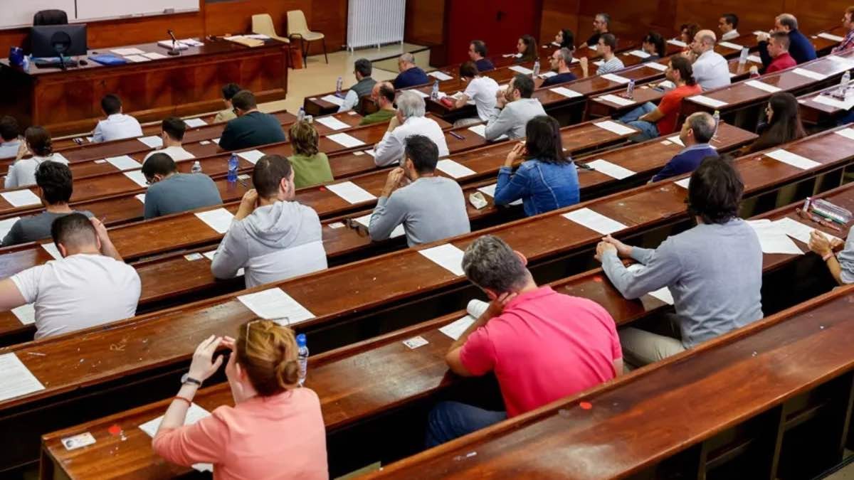 Nieuwe kans om ambtenaar te worden: 102 functies met een salaris tot 46.000 euro