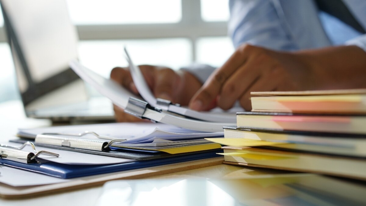 Een wet in Murcia zal de bureaucratie vereenvoudigen tot autonome en MKB -bedrijven die maximaal 20 normen elimineren