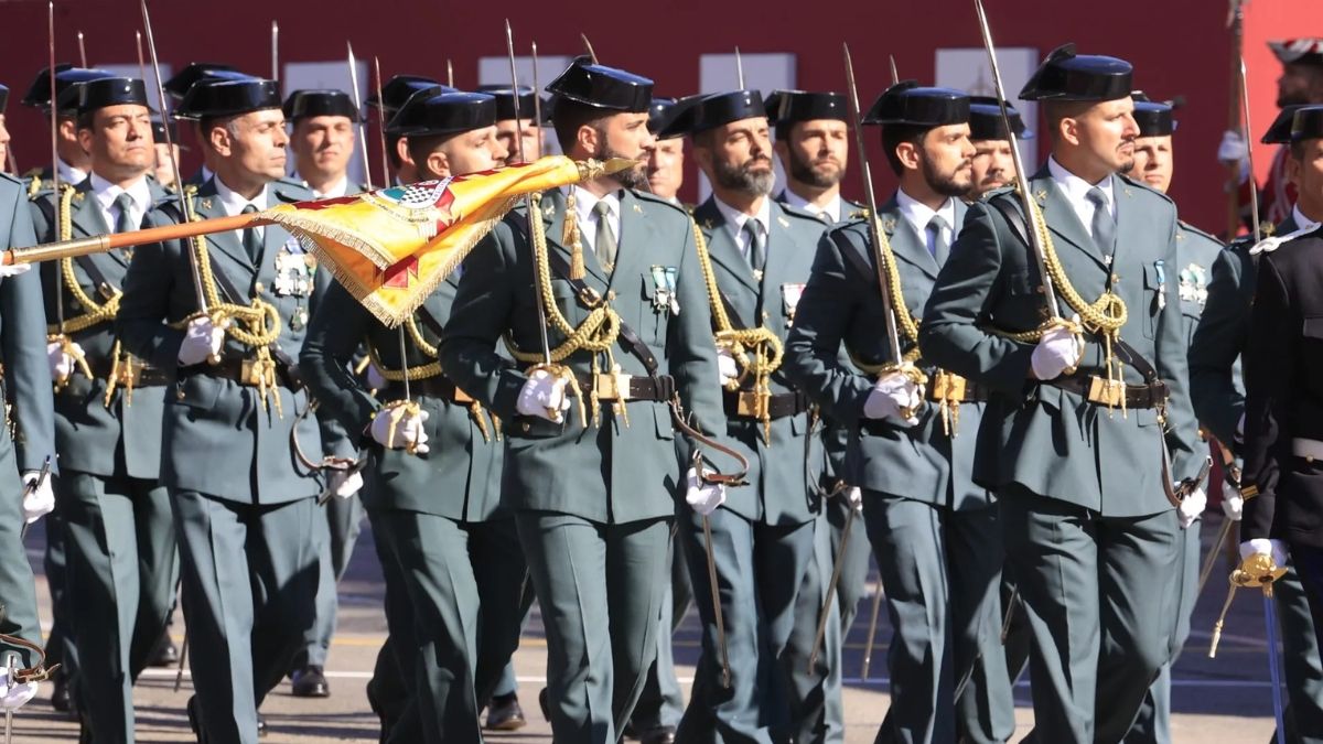 Verschillende civiele bewakers in de jura de vlag