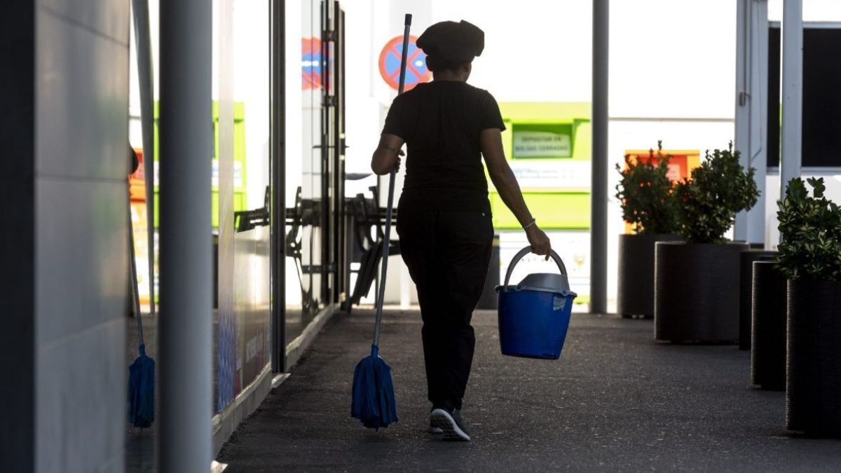 De SMI -toename en de vermindering van de werkdag, de belangrijkste problemen voor de reinigingssector