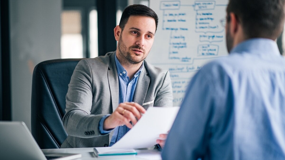 Bedrijven die de werknemer niet geven voordat het ontslag moet worden overleefd