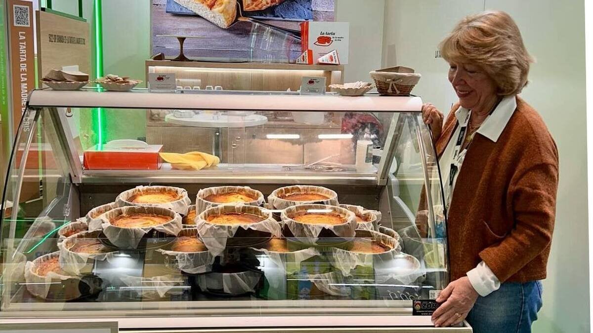 Een gepensioneerde triomfeert met een bedrijf op basis van de garage en met alleen het recept voor zijn kaascake