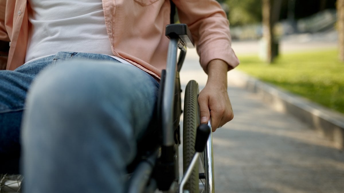 De basis waarop het zelfbewerkte het pensioen bepaalt dat ze zouden ontvangen in geval van een permanente handicap van welke aard dan ook