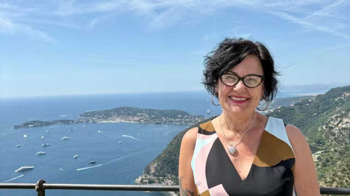 Fiona (58 jaar) is op zoek geweest naar een jaar en niemand huurt haar in voor haar leeftijd: "Ze geven me een oud en irrelevant en ik vrees voor mijn toekomst"