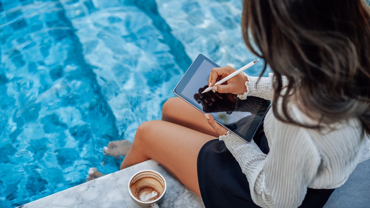 Kan de werkgever de werknemer verbieden om tijdens zijn vakantie te werken?