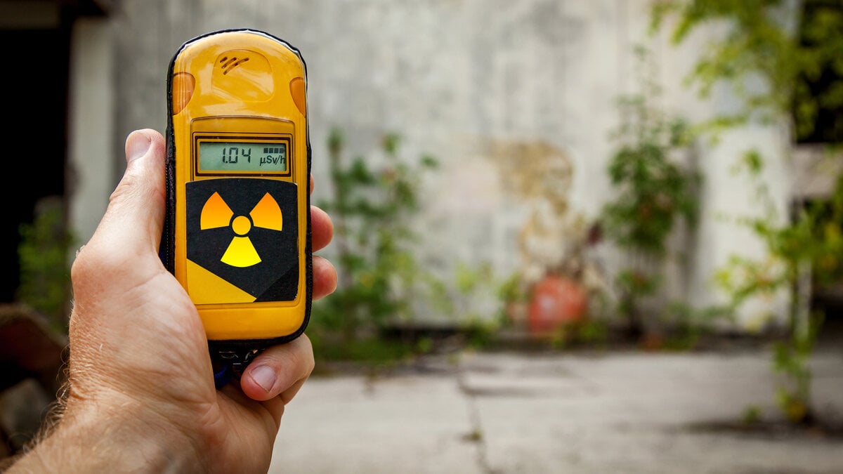 De inspectie zal het zelfbewerkingen van 1.700 gemeenten controleren om de straling in hun bedrijf te meten