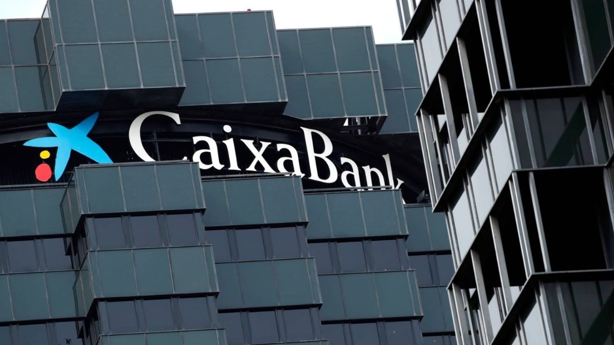 Caixabank biedt werkgelegenheid met morgen, telewerken en bijdragen aan een pensioenplan: vereisten en vacatures