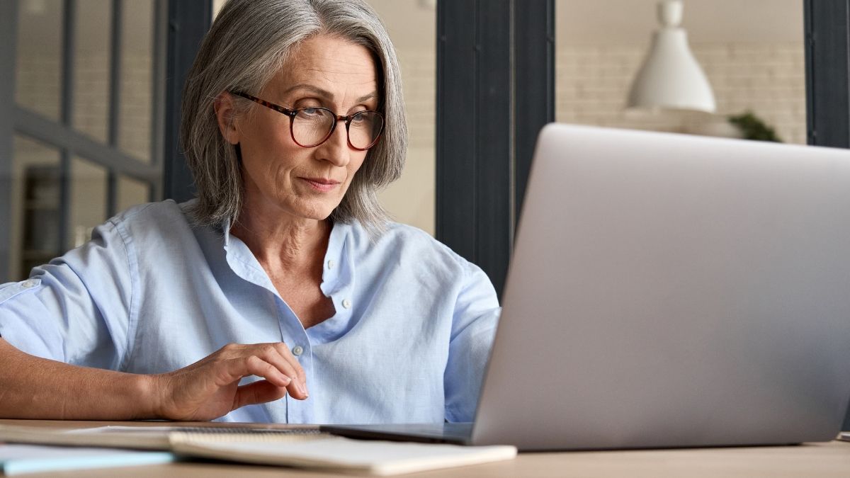 De gratis cursus van de sepe voor meer dan 45 jaar waarmee u in een van de modesectoren kunt werken