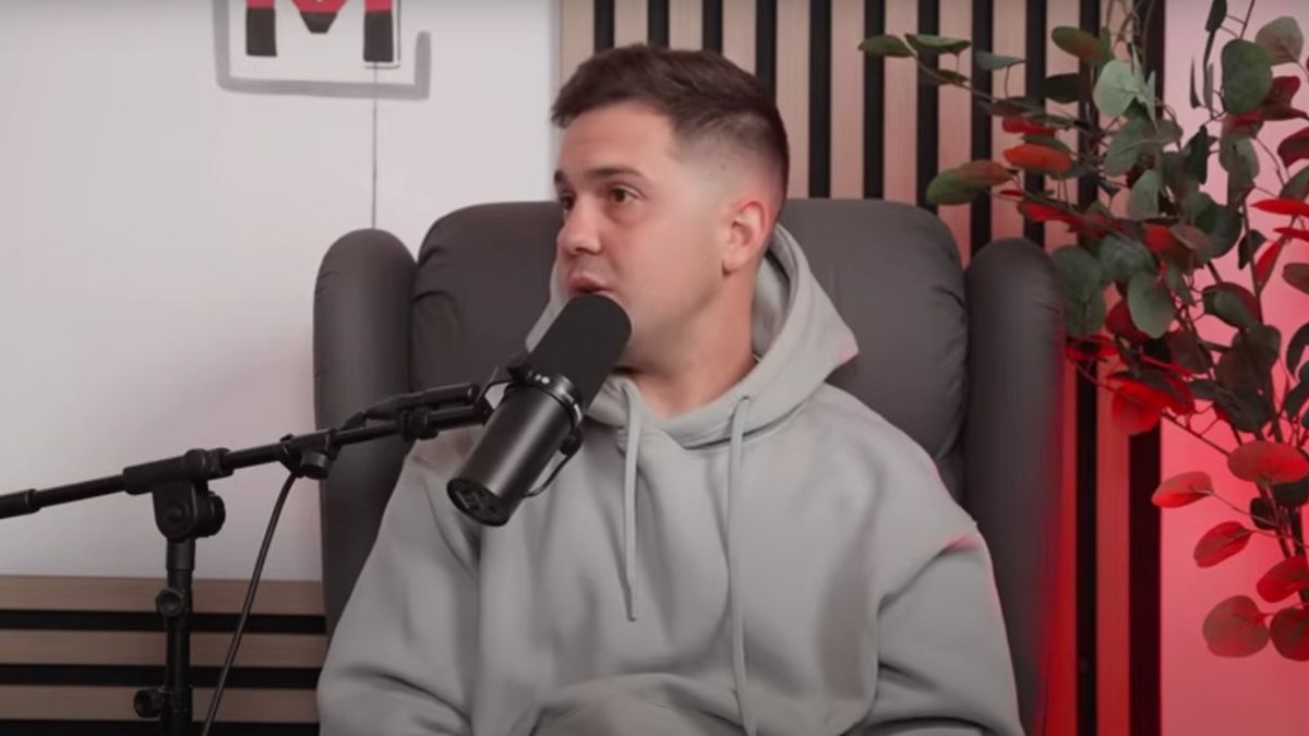 Fran Lorenzo, vrachtwagenchauffeur, spreekt duidelijk de werkdag van de sector: "Er zijn 12 uur, die ongeveer 8 uur en thuis denkt ..."