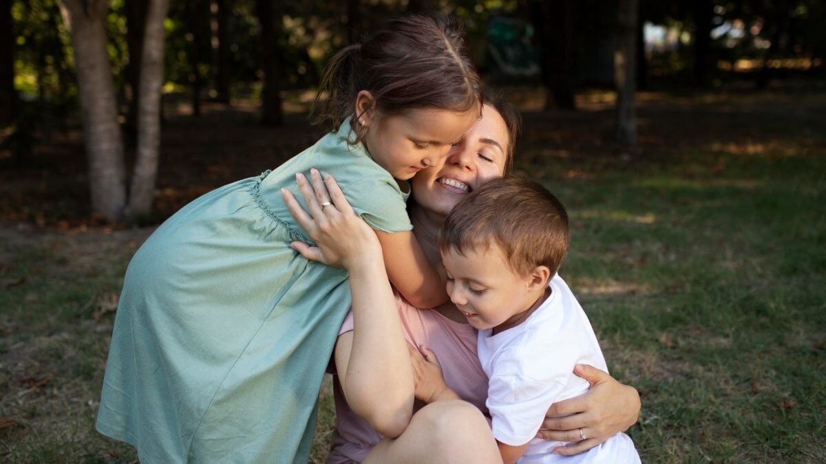 Het zelfstandige moet de dag zich aanpassen aan hun werknemers voor gezinsverwending