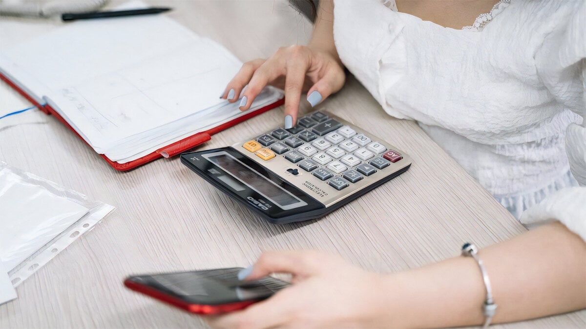 Hulpmiddelen om het beheer van kosten te vereenvoudigen naar het nieuwe tijdperk van elektronische facturering