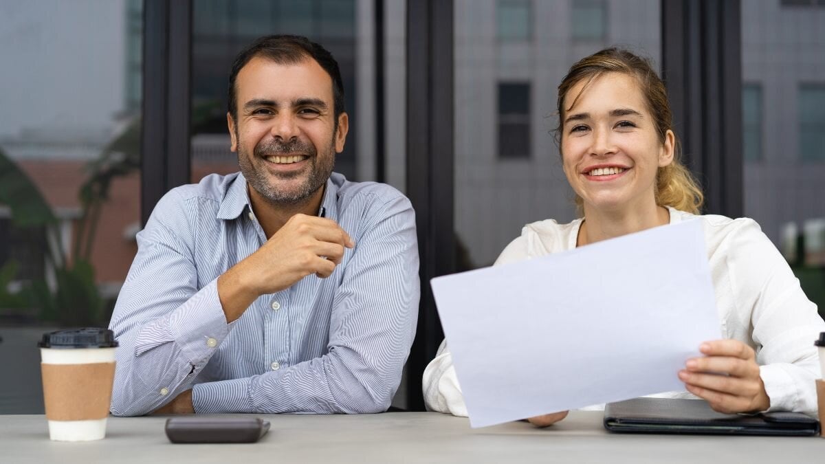 Het is nodig om het contract van een werknemer te ondertekenen, heeft ernstige gevolgen voor de autonome of het MKB