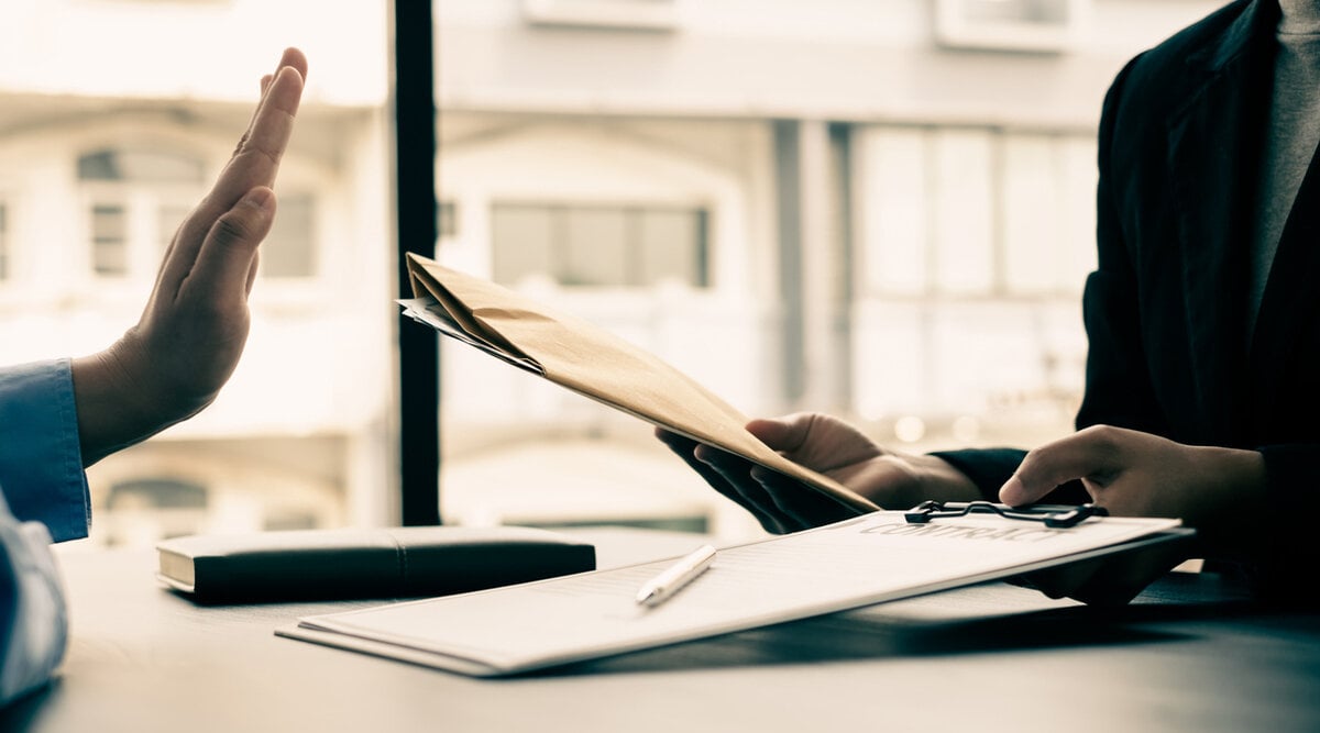 MKB -bedrijven gaan niet op de rekening om naar openbare aanbestedingen te gaan en daarom blijven velen verlaten