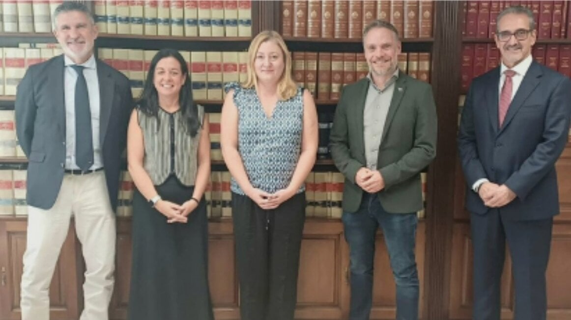 ATA en de regering van Navarra werken aan de uitvoering van het driehulpplan voor autonome