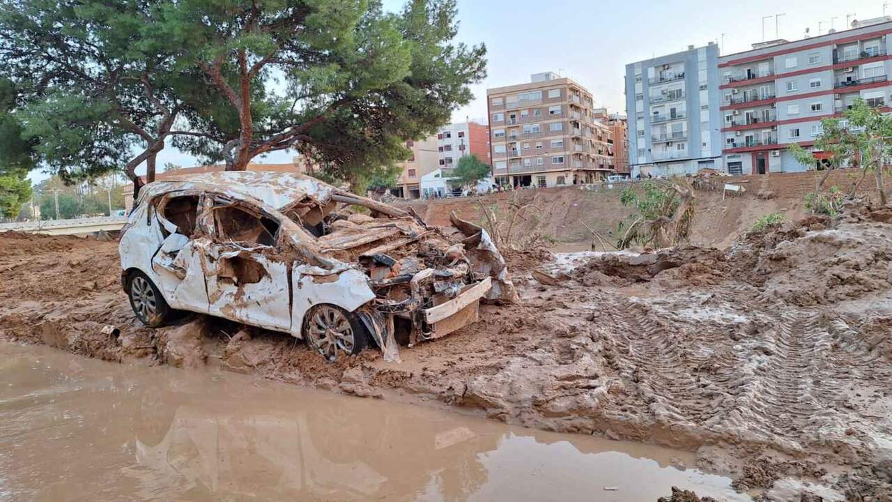 Generalitat vraagt ​​het verkeer dat zelfbewerkingen met ontbrekende voertuig de Dana -hulp in rekening brengt
