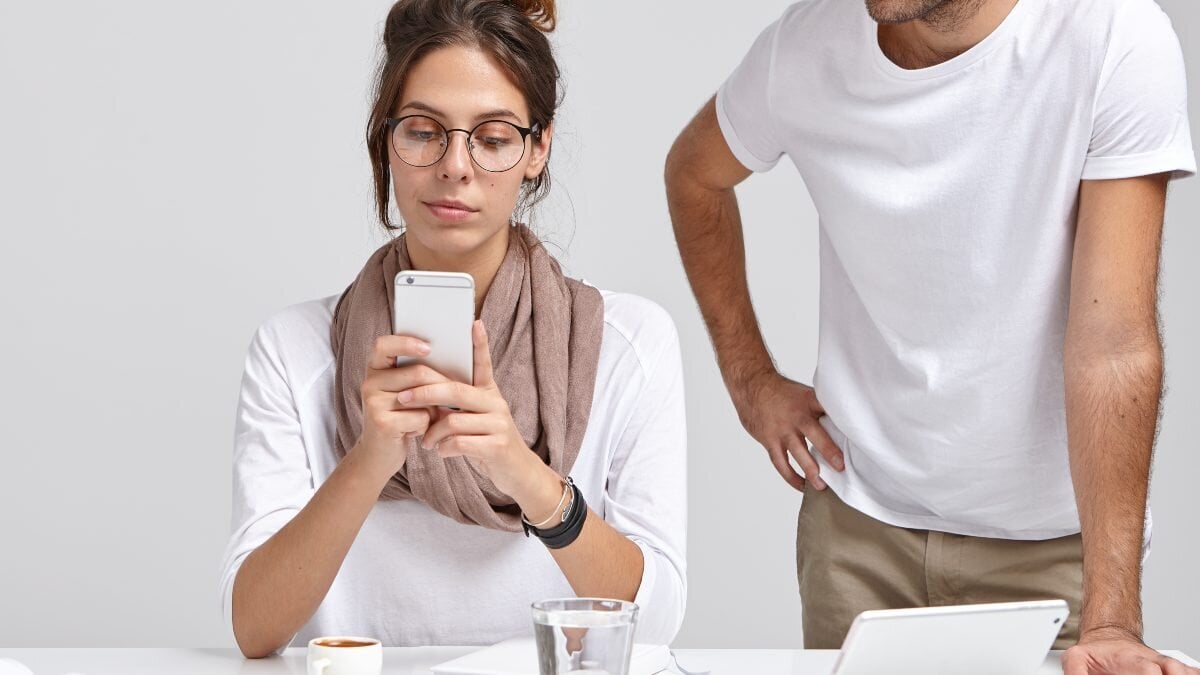 Autonoom en bedrijven kunnen in 2025 geen ontslagen door WhatsApp communiceren