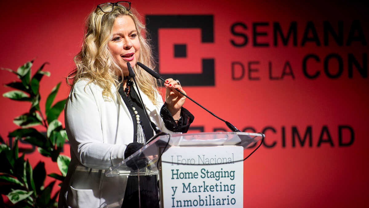 Beatriz Arroyo, zakenvrouw, vertelt u hoe u "soul" aan de huizen kunt plaatsen en verkopen of verhuren tegen een hogere prijs