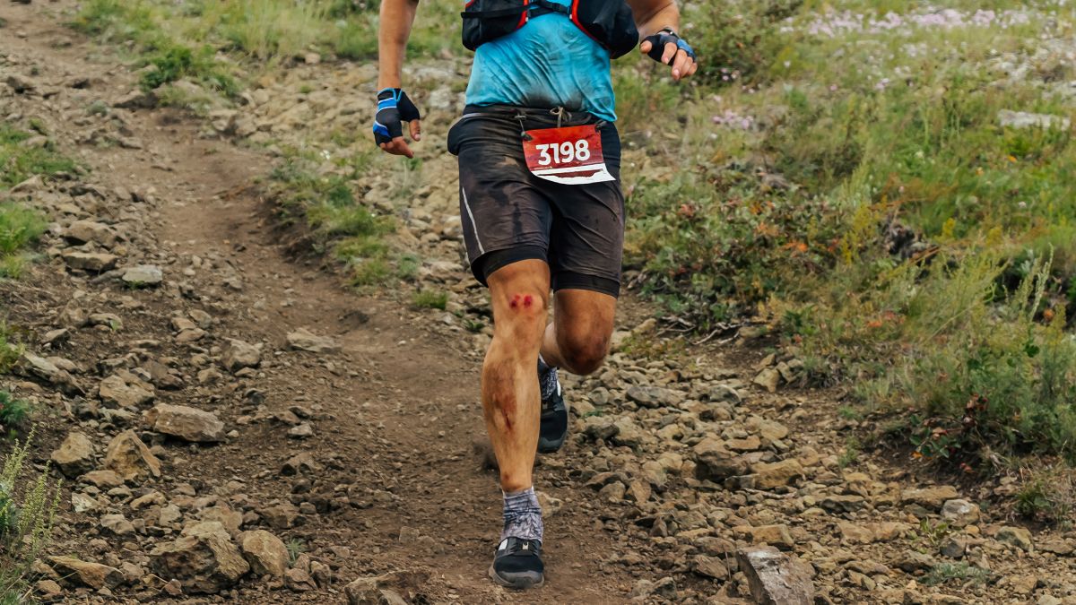 Een bestuurder brak de voet, wordt ontladen en neemt deel aan een 41 -kilometer bergtest: deze wordt afgewezen