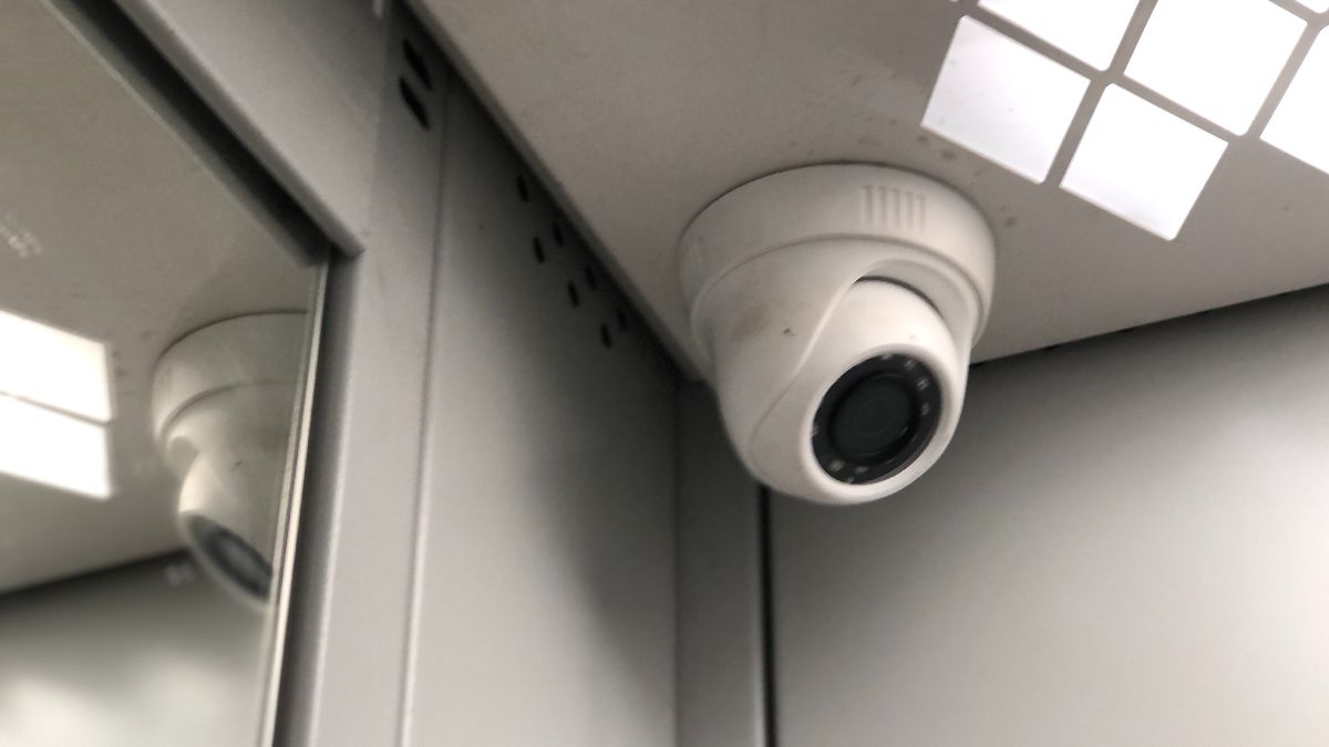 Het statuut van de werknemers bevestigt het: als uw bedrijf u registreert met camera's zonder te voldoen aan minima, kunt u toevlucht nemen tot artikel 20