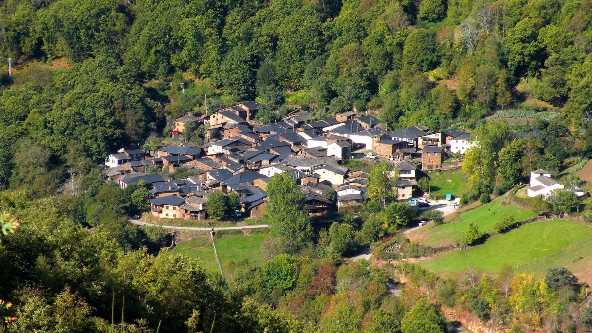 Nieuwe buren worden gezocht in deze prachtige Galicische stad: huizen van 26.000 euro en geweldige mogelijkheden om te ondernemen