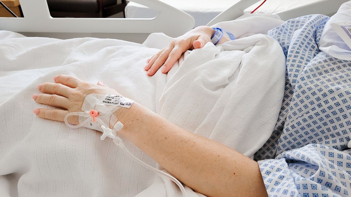 Vaarwel een 47 -jarige vrouw die een nier aan haar baas schonk en haar leven redde: "Hij kreeg wat hij wilde en gooide me uit het bedrijf"