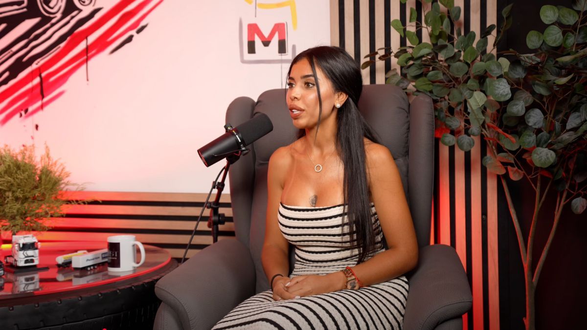 Xaima (25 jaar) Trucker: "Als ik aankom en niet weet dat ze omhoog schieten, zeggen dit meisje te hebben verloren? Ze zijn verbluft"