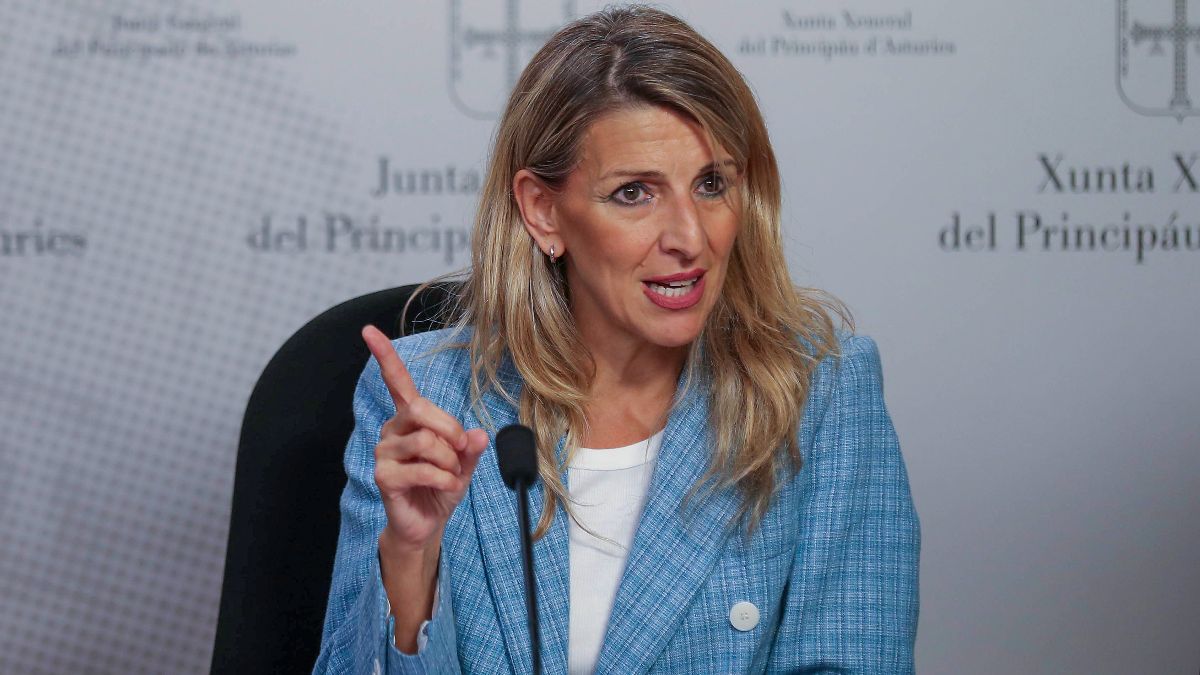 Yolanda Díaz zegt dat het huidige tijdrecord "nutteloos is" en moedigt werknemers aan om te mobiliseren door de vermindering van de werkuren