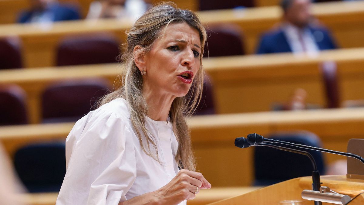 Het ondertekende met papier en bal toen je baas zegt: Yolanda Díaz is dichter bij het implementeren van het nieuwe tijdrecord waartoe de arbeidsinspectie "te allen tijde" te allen tijde "te allen tijde" toegang heeft tot "te allen tijde"