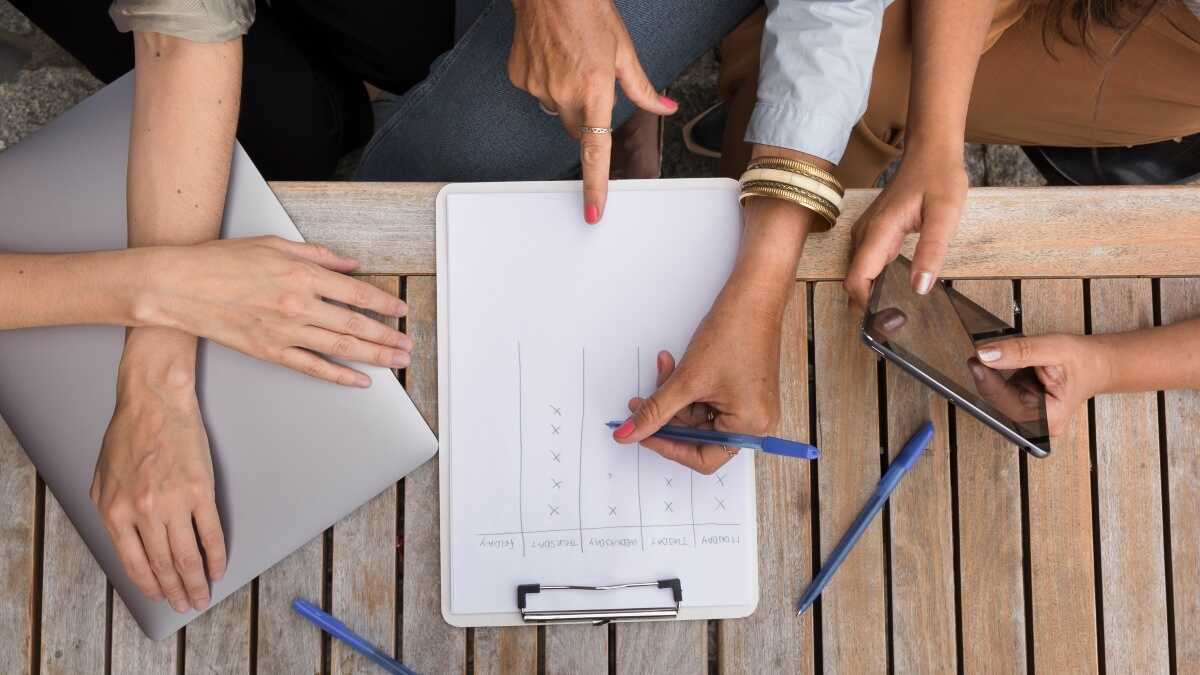 Meer dan 12.000 bedrijven moeten gelijkheidsplannen hebben, maar voeren deze niet uit