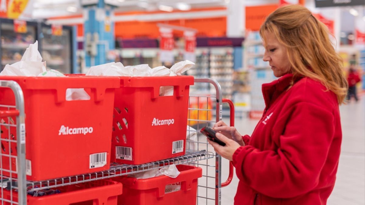 Alcampo ontslaat een arbeider die een stuk zalm zonder vel of graat heeft gewogen om minder te betalen: Justitie vindt dat gepast
