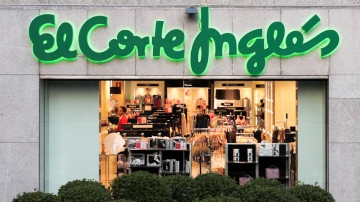 El Corte Inglés ontslaat een werknemer omdat ze tijdens haar werkdag ‘herhaaldelijk’ ham at: Justitie acht dit passend