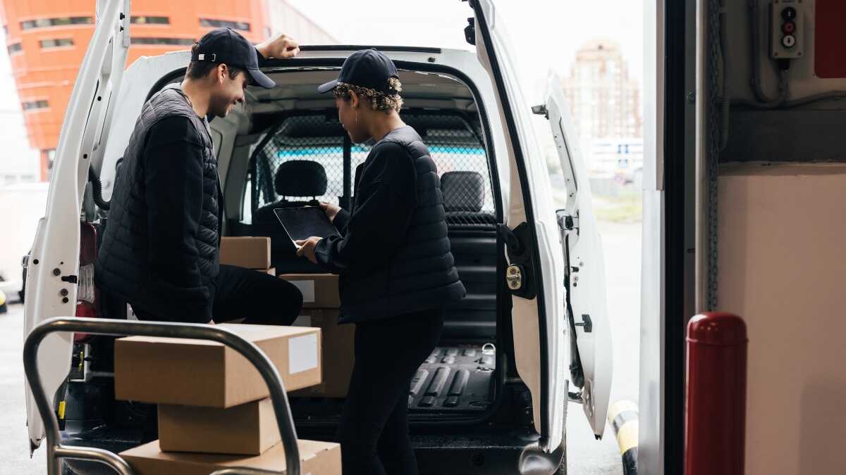 Gemeentebesturen kunnen zelfstandigen een vergoeding vragen voor reizen in de ZBE