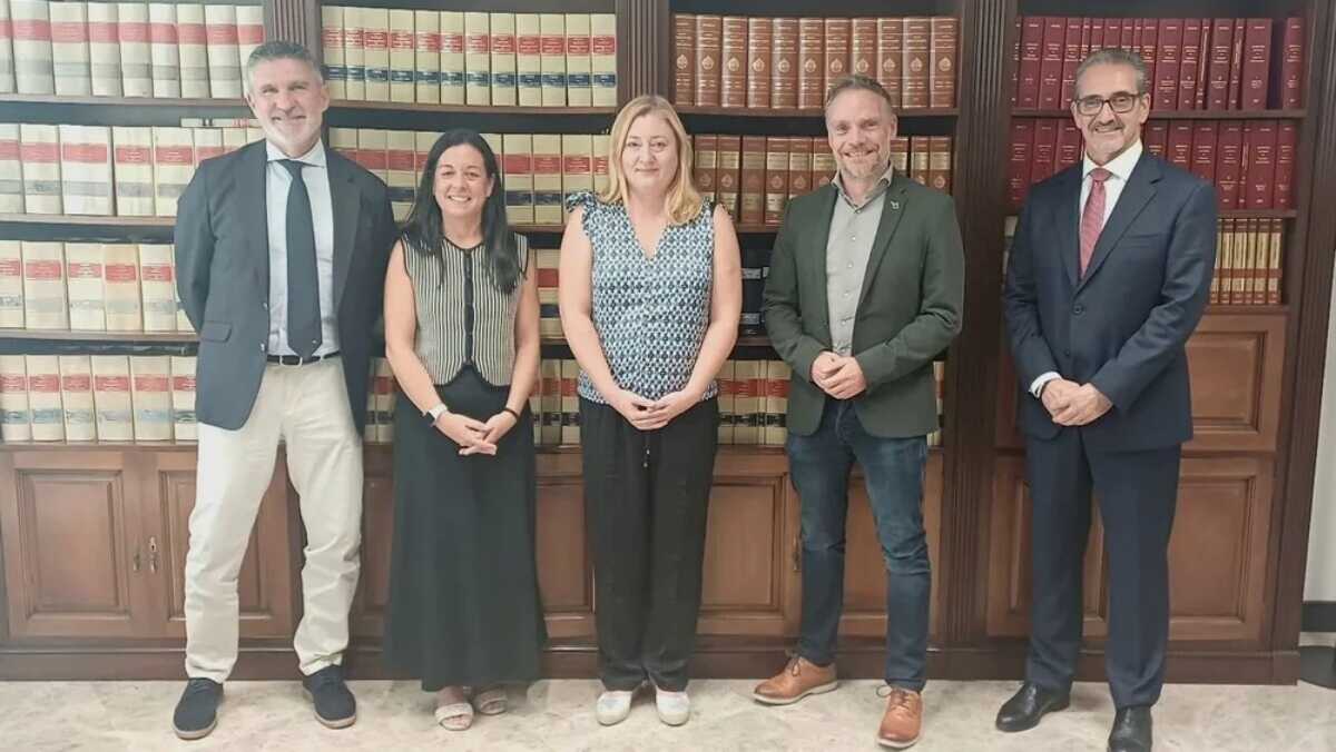 Navarrese zelfstandigen kunnen tot 9.500 euro steun ontvangen voor het aannemen van hun eerste werknemer